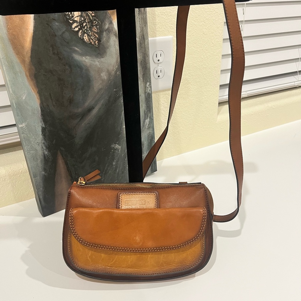 Pikolinos crossbody bag